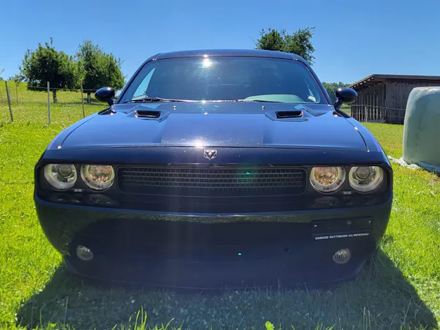 Dodge USA Challenger 6.1 HEMI SRT8
