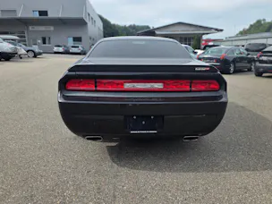 Dodge USA Challenger 6.1 HEMI SRT8