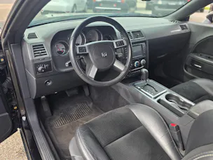 Dodge USA Challenger 6.1 HEMI SRT8
