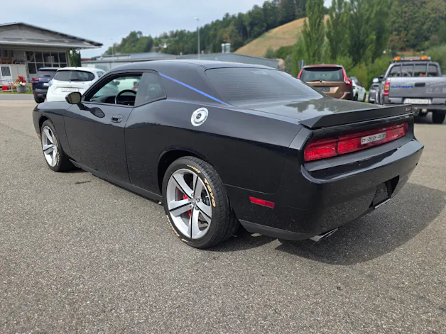 Dodge USA Challenger 6.1 HEMI SRT8