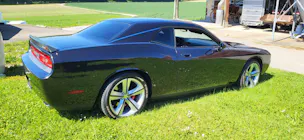 Dodge USA Challenger 6.1 HEMI SRT8