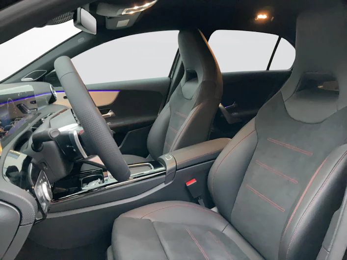image du véhicule MERCEDES-BENZ A 250