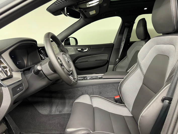 immagine del veicolo VOLVO XC60