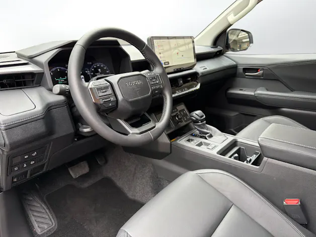 Toyota Hilux Double Cab.-Pick-up 2.8 D-4D MHEV 204 Style