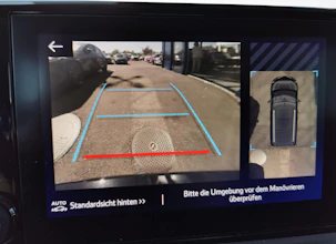 https://vehicle.imgix.net/4334113/31e7dd38-bc8f-4704-b6ab-67a4e164248f.jpg