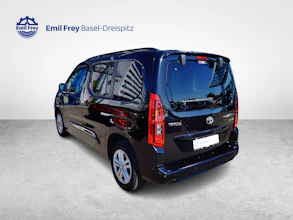 https://vehicle.imgix.net/4334113/5029dd57-98a1-4bd8-8d64-4a716b65e3dc.jpg