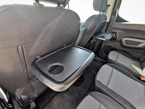https://vehicle.imgix.net/4334113/ddc6c3a8-340a-4703-b30a-acae5f3d1ed3.jpg