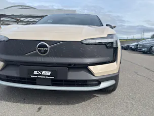 Volvo EX30 CC E60 Twin Performance AWD