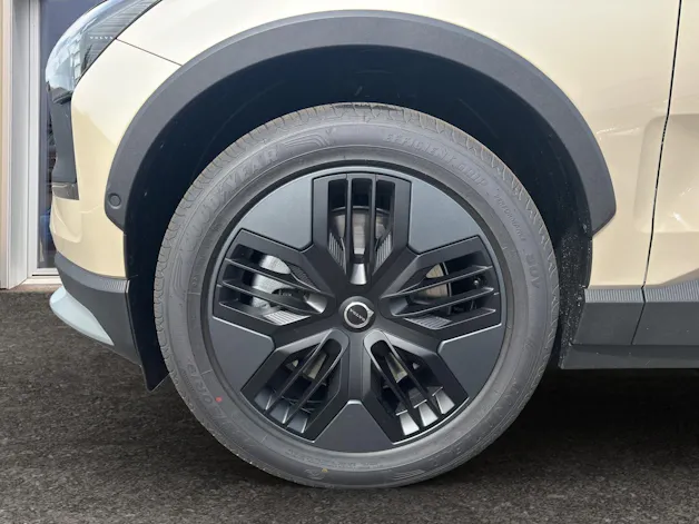 Volvo EX30 CC E60 Twin Performance AWD