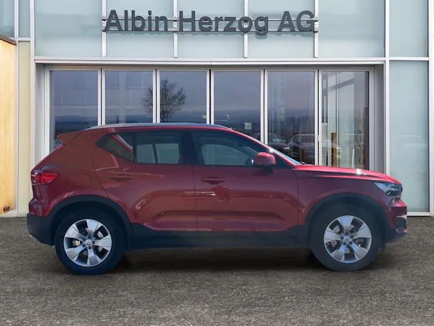 Volvo XC40 2.0 D4 Momentum AWD