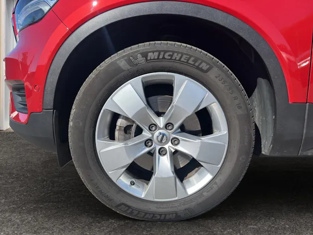 Volvo XC40 2.0 D4 Momentum AWD
