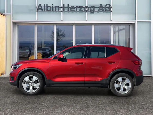 Volvo XC40 2.0 D4 Momentum AWD