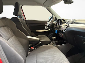 https://vehicle.imgix.net/4334161/563190ed-d12c-45a6-9472-7fdd6779e1a6.jpg
