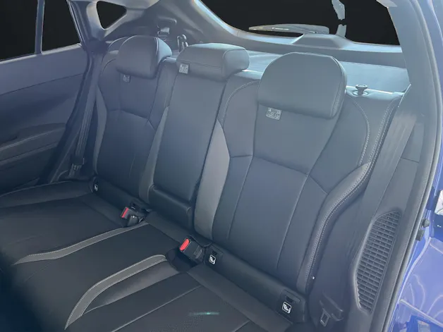 Subaru Crosstrek 2.0i e-Boxer Luxury