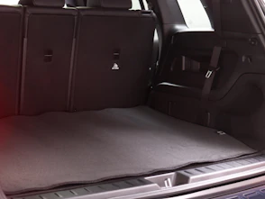 Fahrzeugbild MERCEDES-BENZ EQB 350 Swiss Star AMG Line 4matic