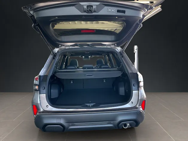Subaru Forester Station 2.0i e-Boxer Luxury