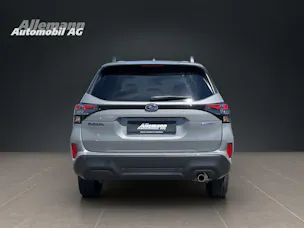 Subaru Forester Station 2.0i e-Boxer Luxury