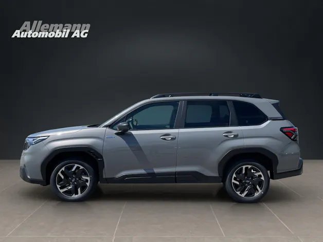 Subaru Forester Station 2.0i e-Boxer Luxury