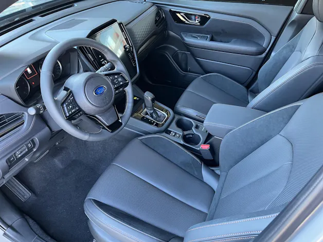 Subaru Forester Station 2.0i e-Boxer Luxury