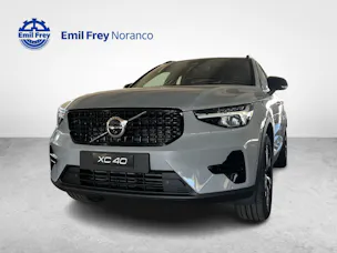 VOLVO XC40 2.0 B3 MH Plus Dark