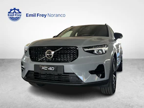 Fahrzeugbild VOLVO XC40 2.0 B3 MH Plus Dark