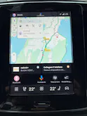 VOLVO XC40 2.0 B3 MH Plus Dark