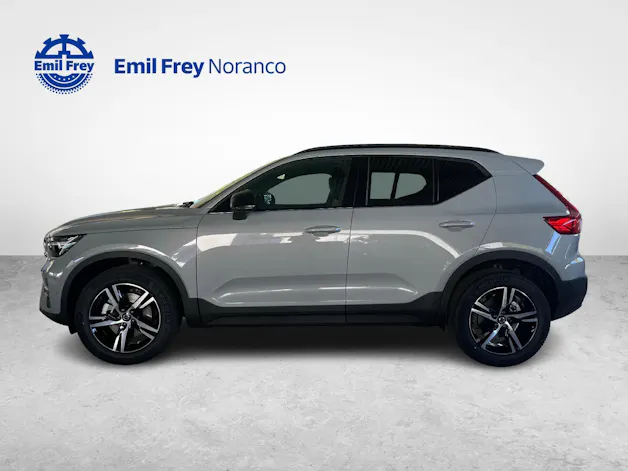 VOLVO XC40 2.0 B3 MH Plus Dark