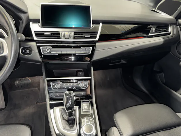 BMW 218d xDrive Active Tourer Sport Line