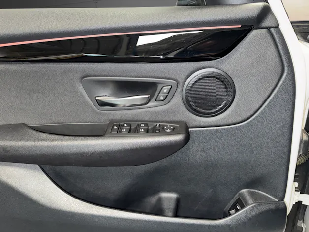 BMW 218d xDrive Active Tourer Sport Line