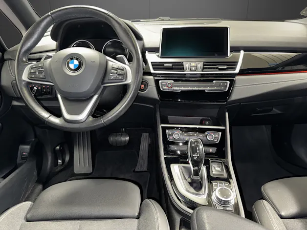 BMW 218d xDrive Active Tourer Sport Line