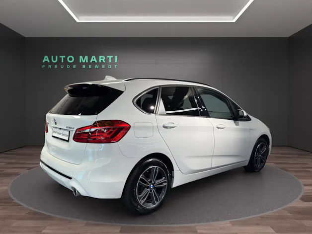 BMW 218d xDrive Active Tourer Sport Line