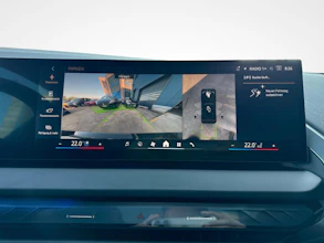 https://vehicle.imgix.net/4334238/eb38ab2f-4bf5-4e6e-9fd7-d79275b87c5d.jpg