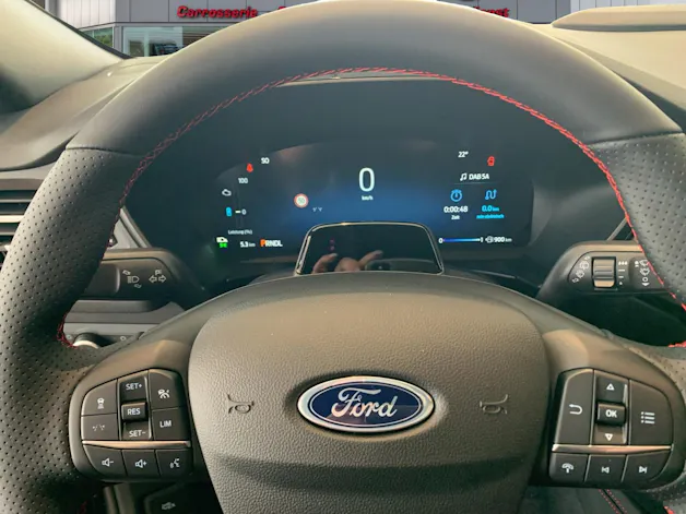 Ford Kuga 2.5 Hybrid ST-Line X 4x4
