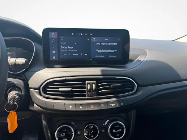 Fiat Tipo SW 1.5 Hybrid Swiss Cross