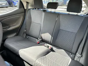 Toyota Yaris 1.5 VVT-i HSD Trend