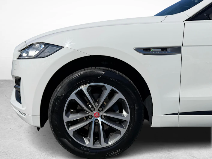 immagine del veicolo JAGUAR F-PACE