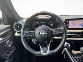 https://vehicle.imgix.net/4334309/9242dc29-1b44-4c7c-bbfd-3b20c660b4fa.jpg