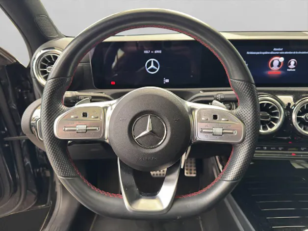 Mercedes-Benz A 180 AMG Line