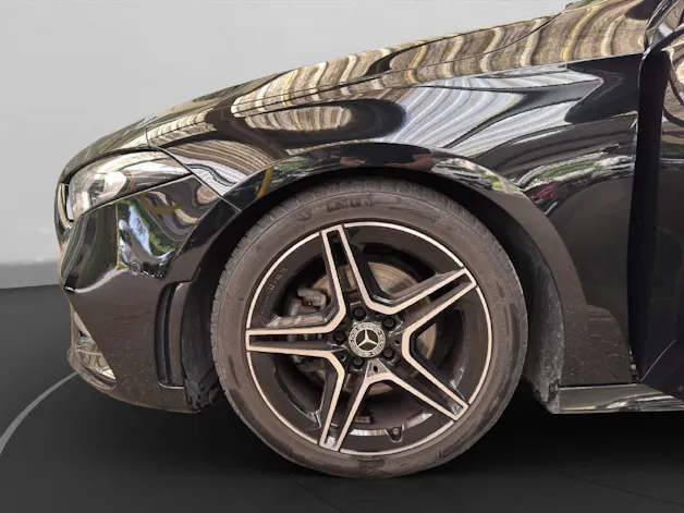 Mercedes-Benz A 180 AMG Line