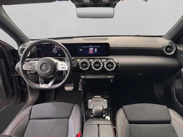 Mercedes-Benz A 180 AMG Line