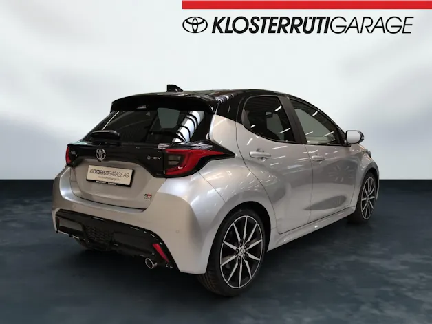 Toyota Yaris 1.5 VVT-i HSD GR Sport