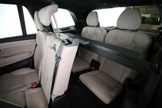 https://vehicle.imgix.net/4334344/d90e7a7a-341d-4d32-976e-45b44cf998dd.jpg