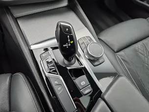 BMW M550i xDrive (CH)