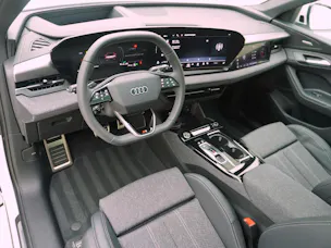 Audi Q6 e-tron S line quattro