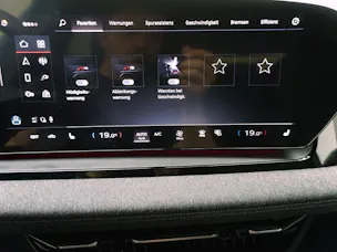Audi Q6 e-tron S line quattro
