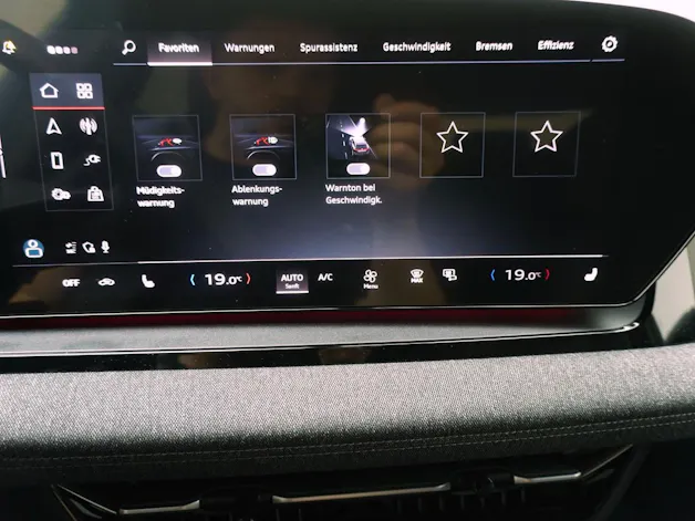 Audi Q6 e-tron S line quattro