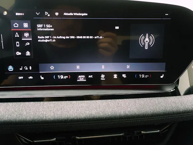 Audi Q6 e-tron S line quattro