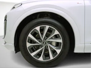 Audi Q6 e-tron S line quattro
