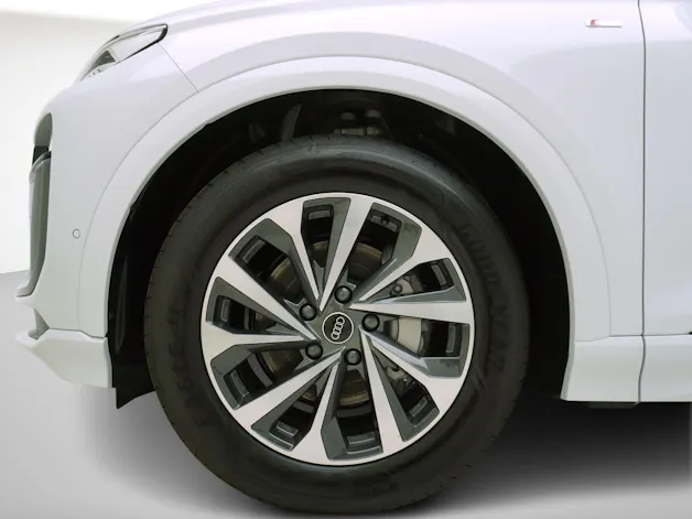 Audi Q6 e-tron S line quattro