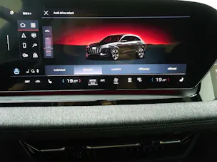 Audi Q6 e-tron S line quattro